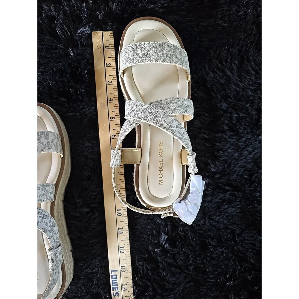 Woman's Sandals MICHAEL Michael Kors Lynn Espadrille Sandal‎